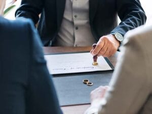 ¿Qué necesito para solicitar una demanda de divorcio?